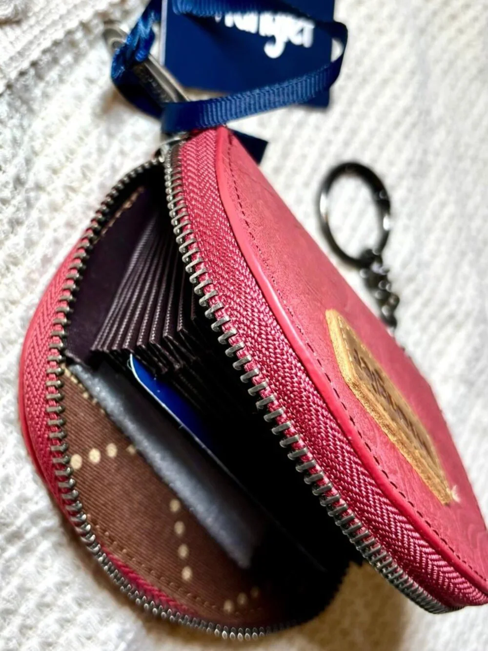 Wrangler Embossed Floral Card Holder